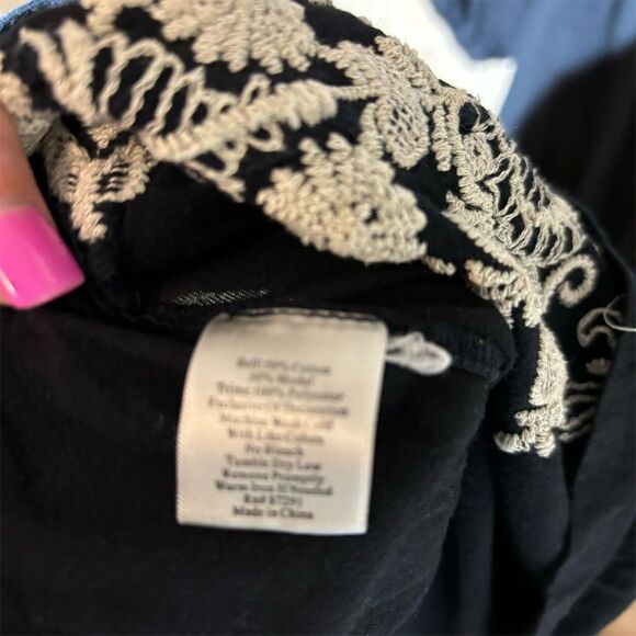 Johnny Was Black Boho Embroidered Dress Size S Knee Length 3/4 Sleeve - Picture 4 of 4